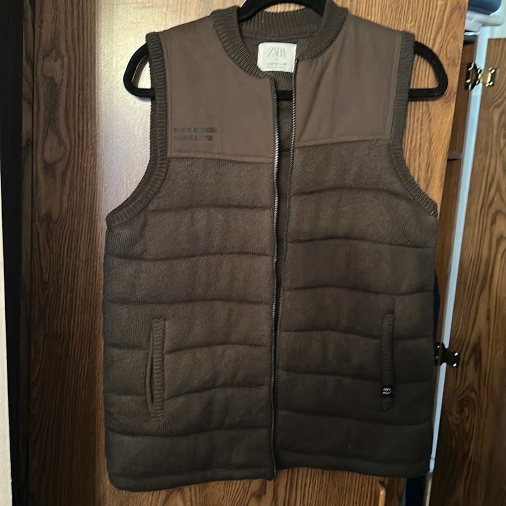 Zara EUC UNISEX VEST